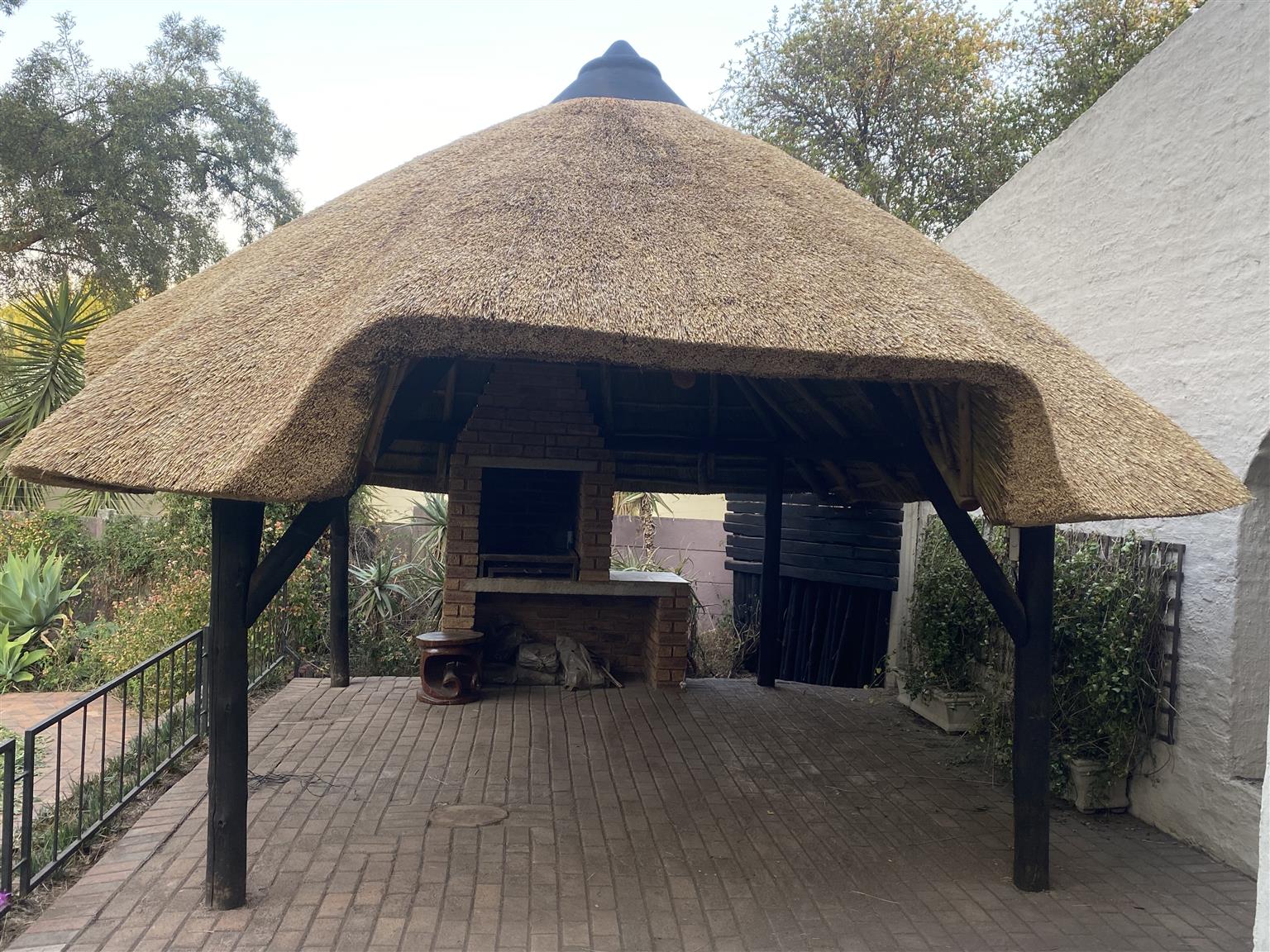 Thatch Protection Thatch repairs , stripping and re-thatching, thatch lapas and fire ...