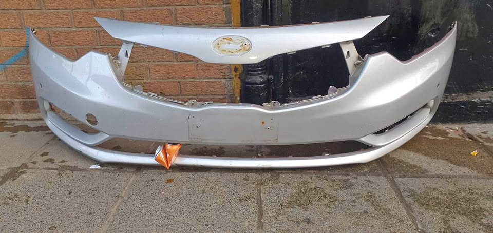 Kia Cerato sedan bumper - Private Seller Kia Cerato sedan bumper - Private Seller