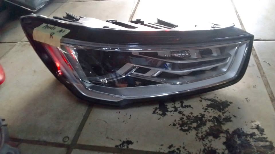Audi A1 headlight - Private Seller Audi A1 headlight - Private Seller