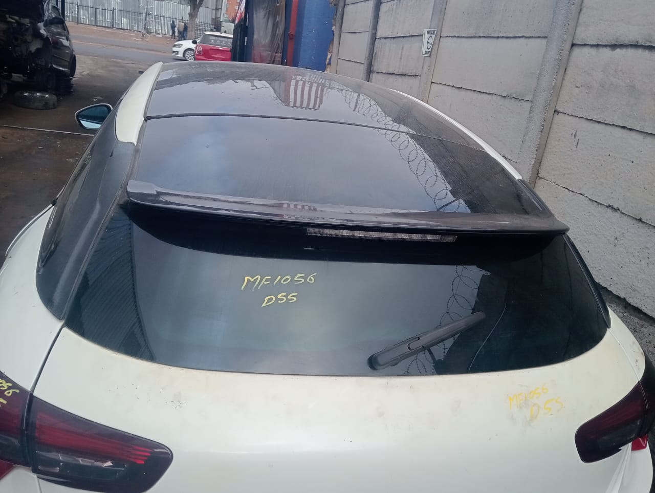 2013 Citroen DS5  Rear Windscreen For Sale