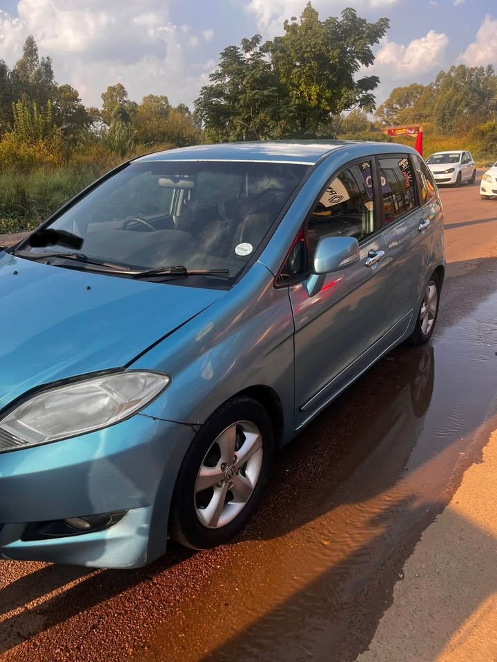 2006 HONDA FRV 2.0 MANUAL FOR SPARES - Private Seller
