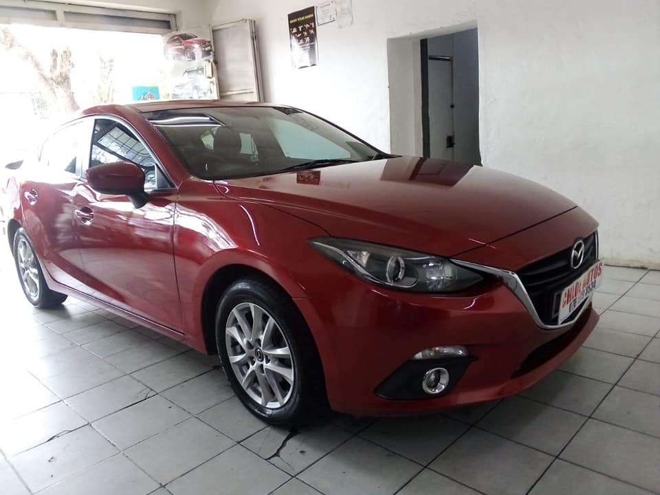 2015 MAZDA 3 AUTO MAROON  LEATHER SEAT  SPAREKEY 2015 MAZDA 3 AUTO MAROON  LEATHER SEAT  SPAREKEY