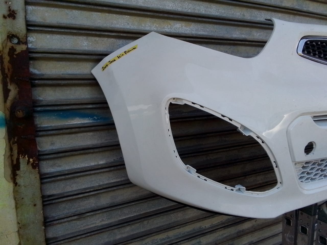 (2014-2016) KIA PICANTO BUMPER AND GRILL FOR SALE - Private Seller (2014-2016) KIA PICANTO BUMPER AND GRILL FOR SALE - Private Seller