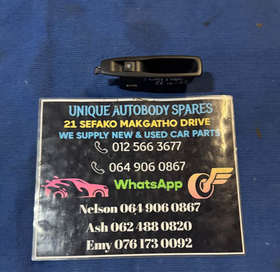 Renault Captur Right Rear Window Switch - Private Seller Renault Captur Right Rear Window Switch - Private Seller