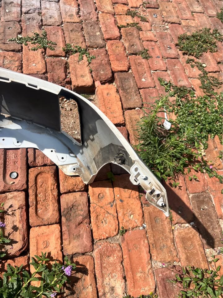 BMW G20 front bumper facelift mspot - Private Seller BMW G20 front bumper facelift mspot - Private Seller