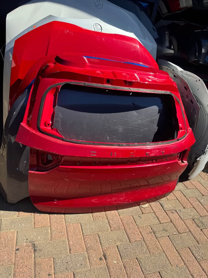 Chery Tiggo 7 Pro Boot Lid Tailgate Door - Private Seller Chery Tiggo 7 Pro Boot Lid Tailgate Door - Private Seller