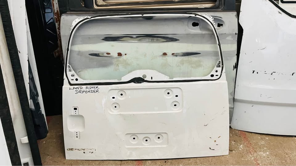 Land Rover Defender tailgate - Private Seller