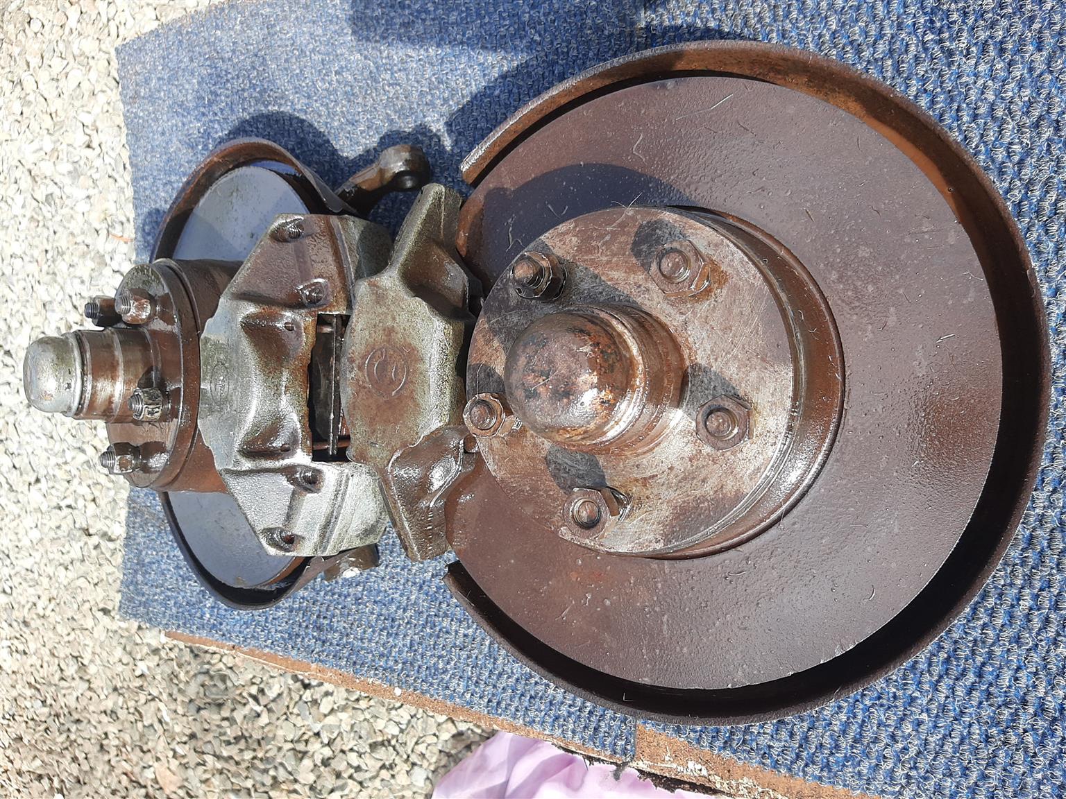 Chrysler valiant disc brakes