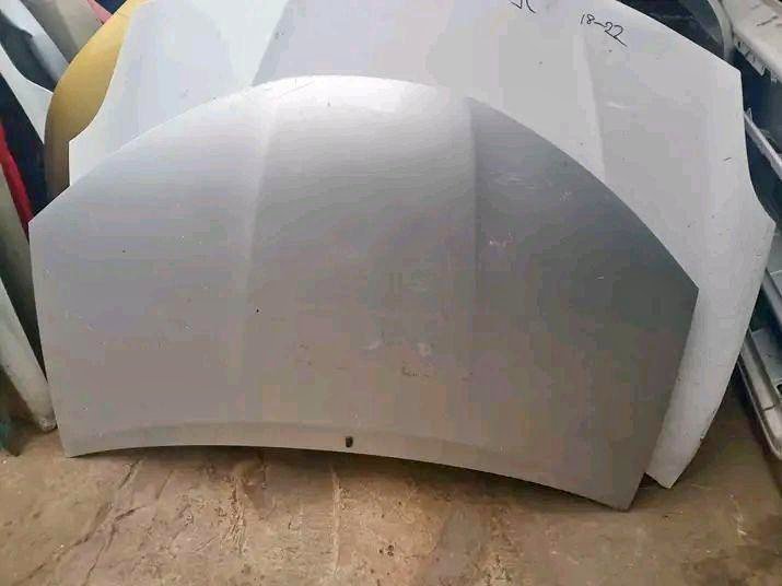 TOYOTA ETOS BONNET AVAILABLE - Private Seller TOYOTA ETOS BONNET AVAILABLE - Private Seller