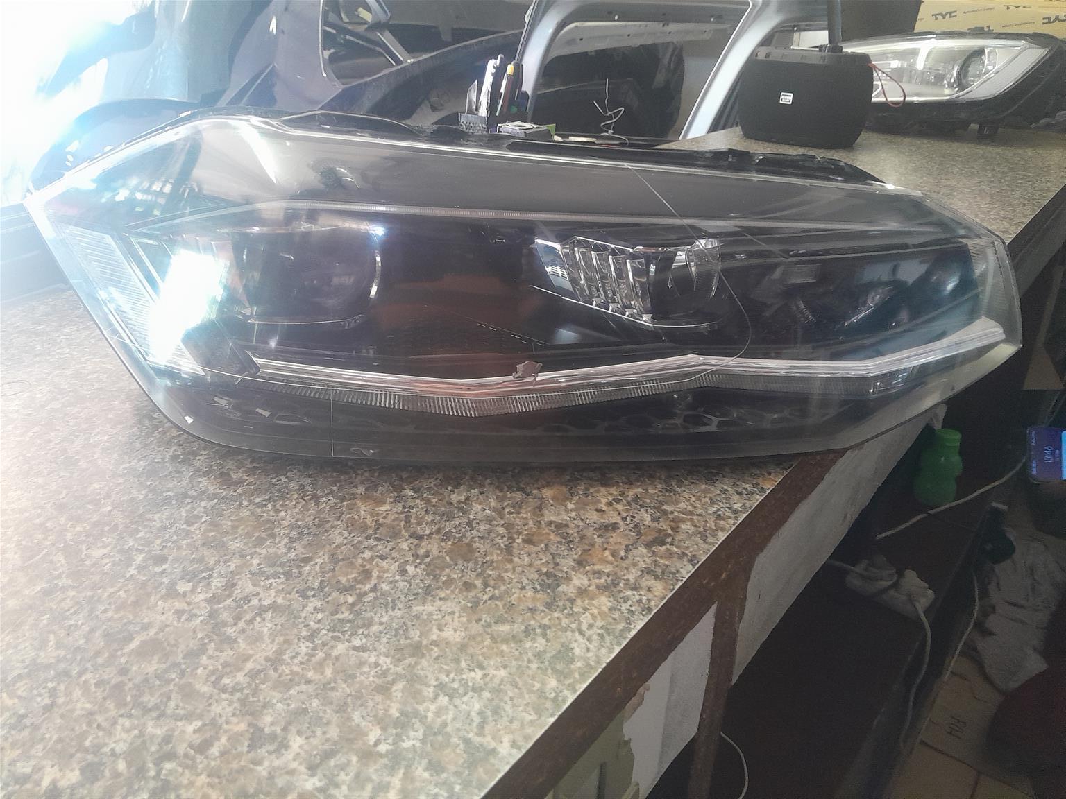 Polo 8 TSi /R Line XENON HEADLIGHT - Private Seller Polo 8 TSi /R Line XENON HEADLIGHT - Private Seller