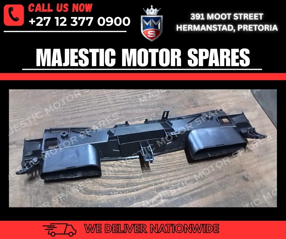 Mercedes W212 Radiator Cover for Sale - Private Seller Mercedes W212 Radiator Cover for Sale - Private Seller