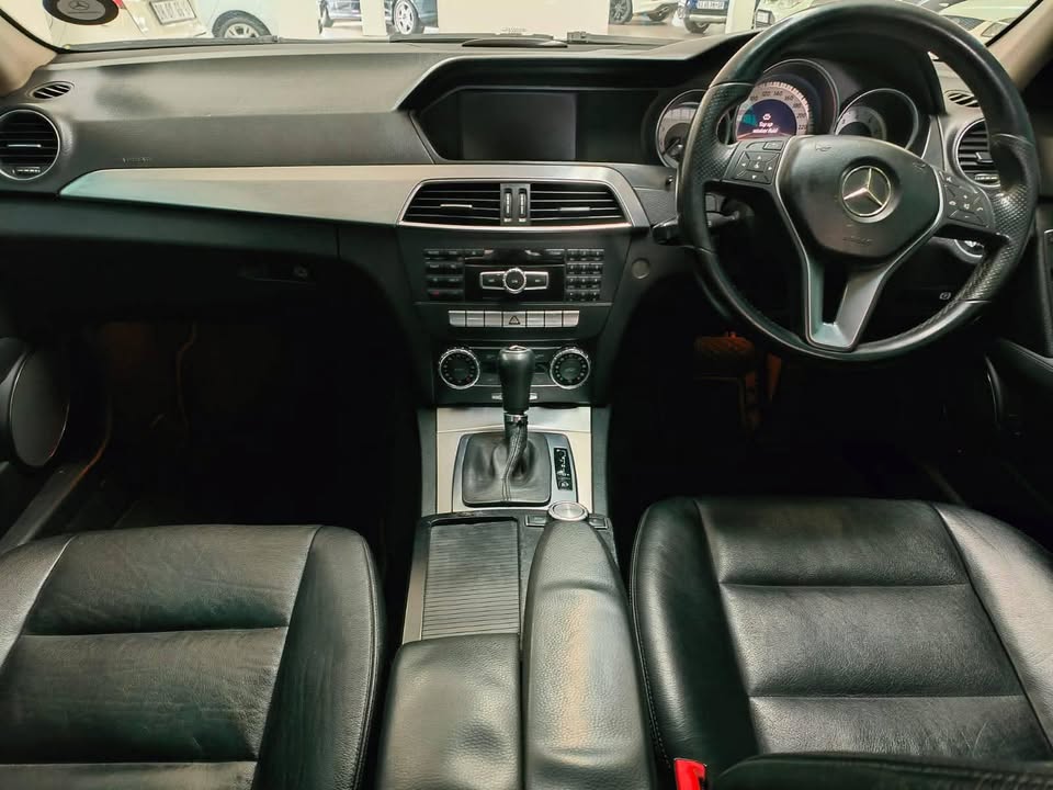 C200 reliable car Face-lift 2011