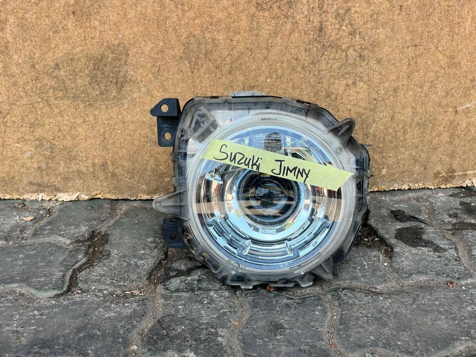 Suzuki Jimmy Headlight - Private Seller Suzuki Jimmy Headlight - Private Seller
