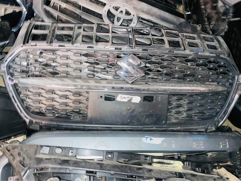 Suzuki swift grille - Private Seller Suzuki swift grille - Private Seller