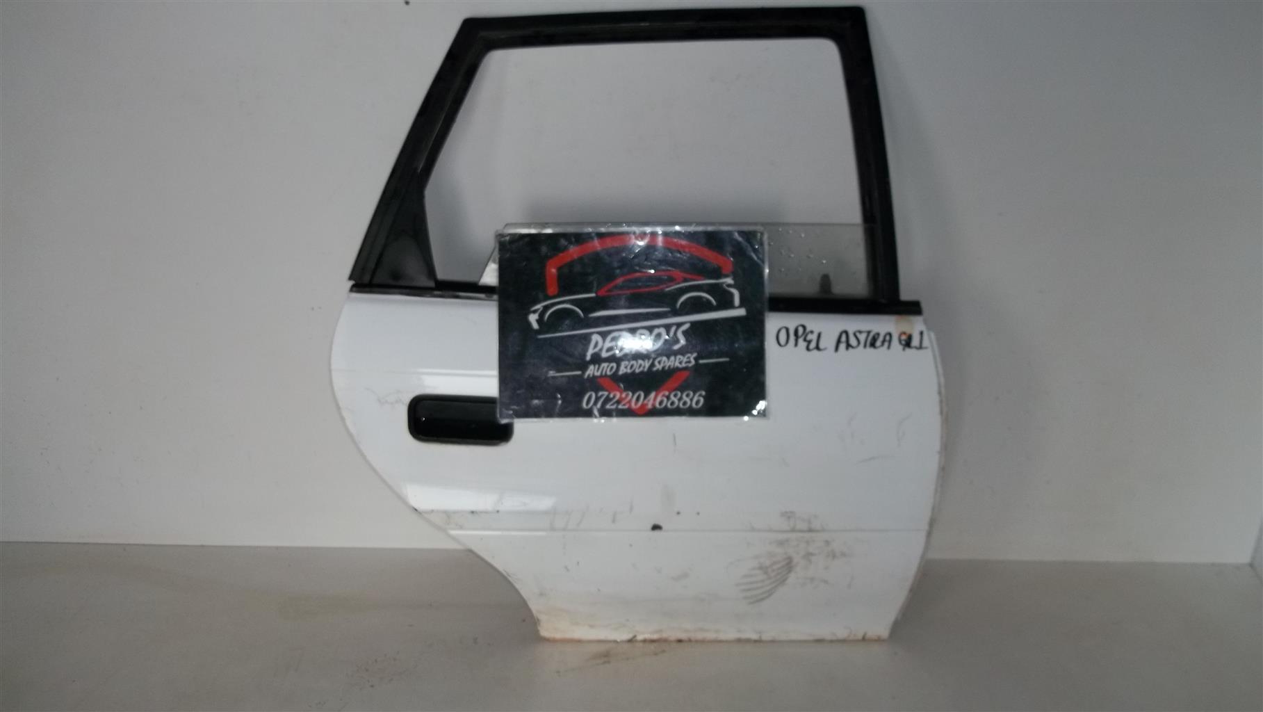 Opel Astra F ('91-'02) (Right) passenger door - Private Seller Opel Astra F ('91-'02) (Right) passenger door - Private Seller