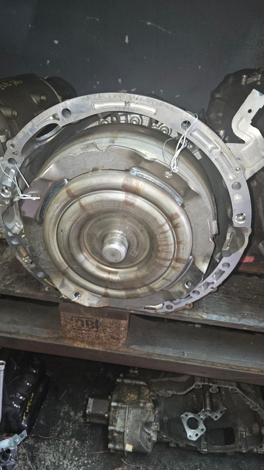 Benz 2014 automatic gearbox for sale used - Private Seller Benz 2014 automatic gearbox for sale used - Private Seller