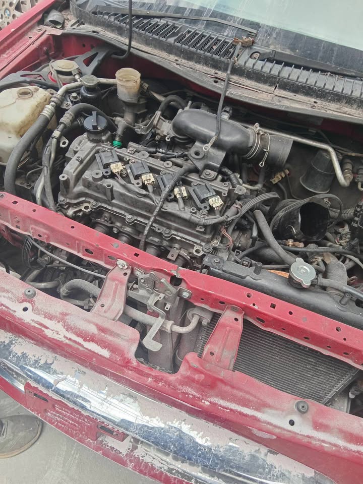 Daihatsu Sirion 1.4 2003 Spare Parts - Private Seller