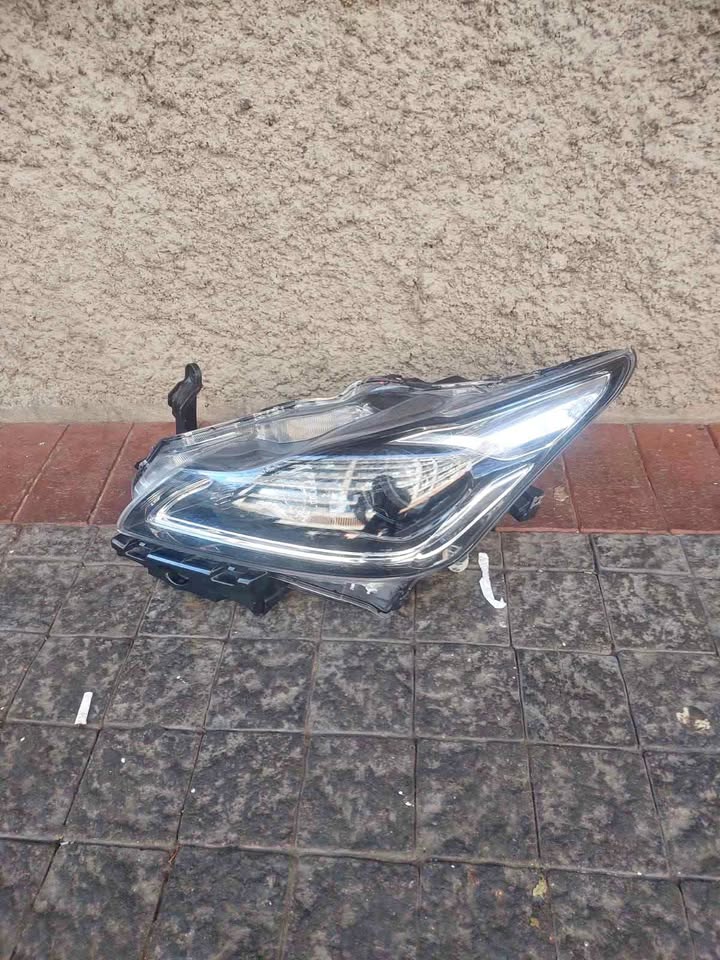 Toyota starlet tailaght left side - Private Seller Toyota starlet tailaght left side - Private Seller