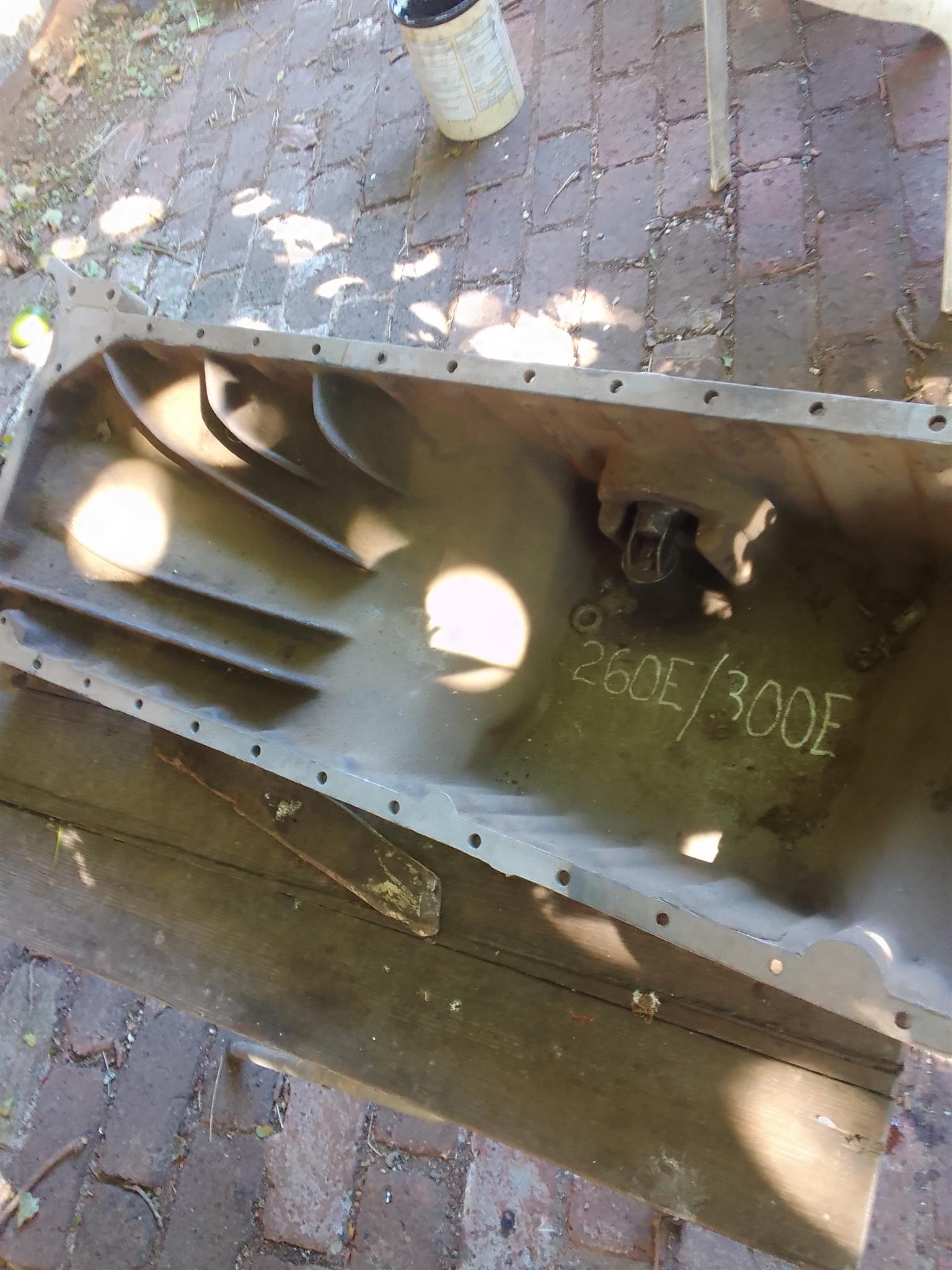 Mercedes 260e / 300e spares