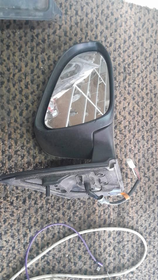 2014-2020 TOYOTA COROLLA PRESTIGE RIGHT SIDE MIRRO FOR SALE