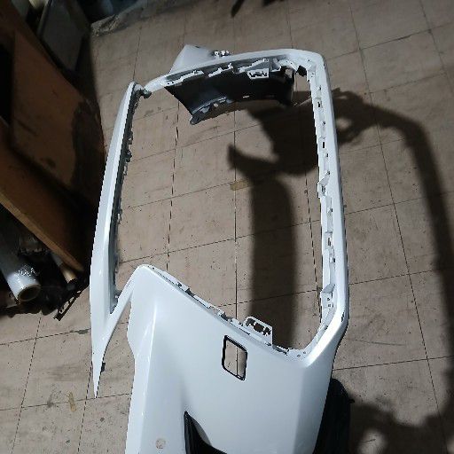 Lexus Rx350 bumper - Private Seller Lexus Rx350 bumper - Private Seller