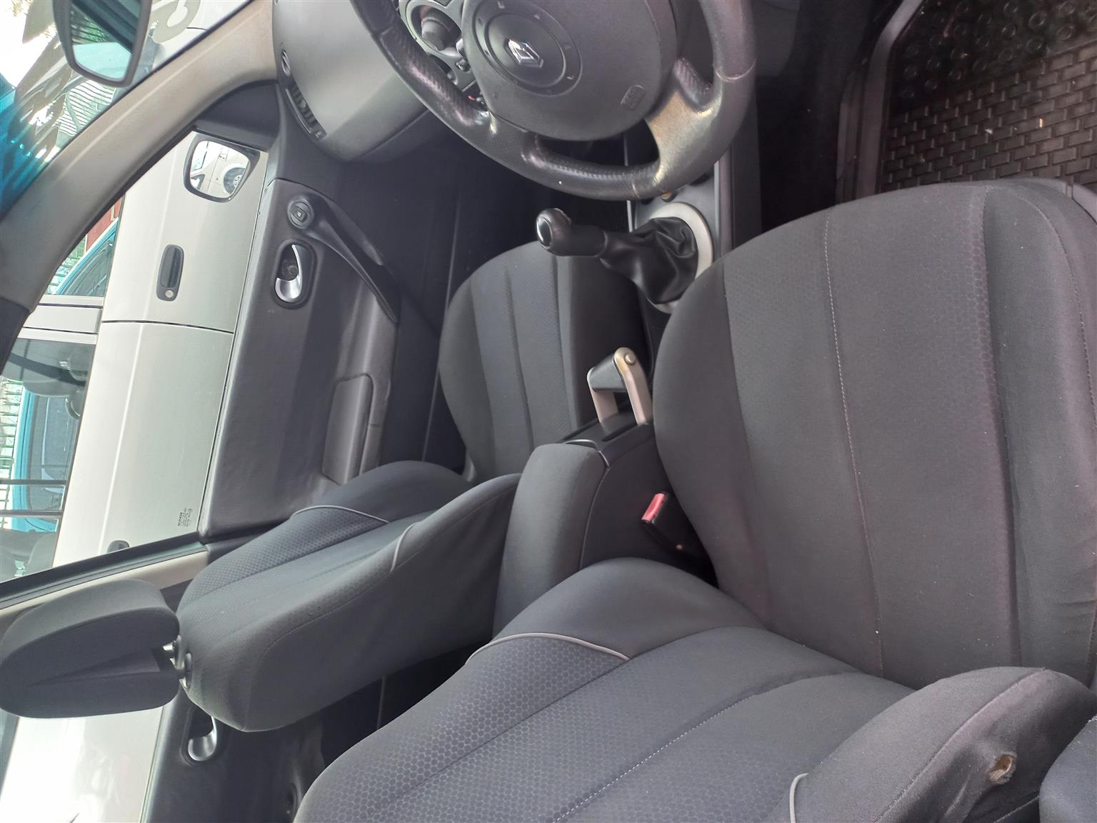 Used 2004 Renault Megane 1.6 Dynamique - Private Seller Used 2004 Renault Megane 1.6 Dynamique - Private Seller