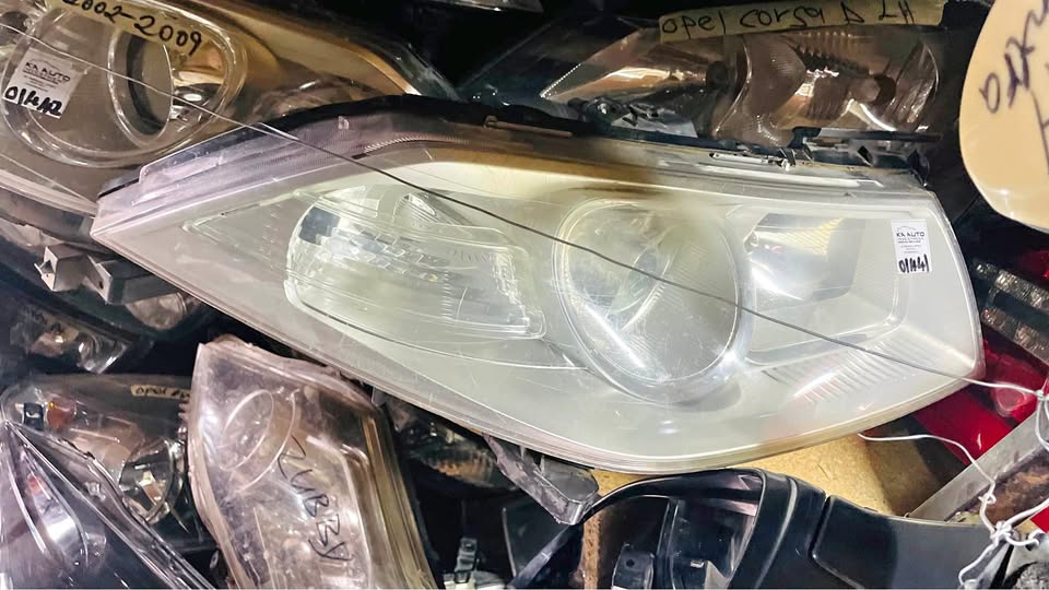 Renault Megane 2 headlights - Private Seller Renault Megane 2 headlights - Private Seller