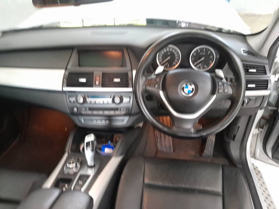 2011 BMW X6 3.5I AUTOMATIC