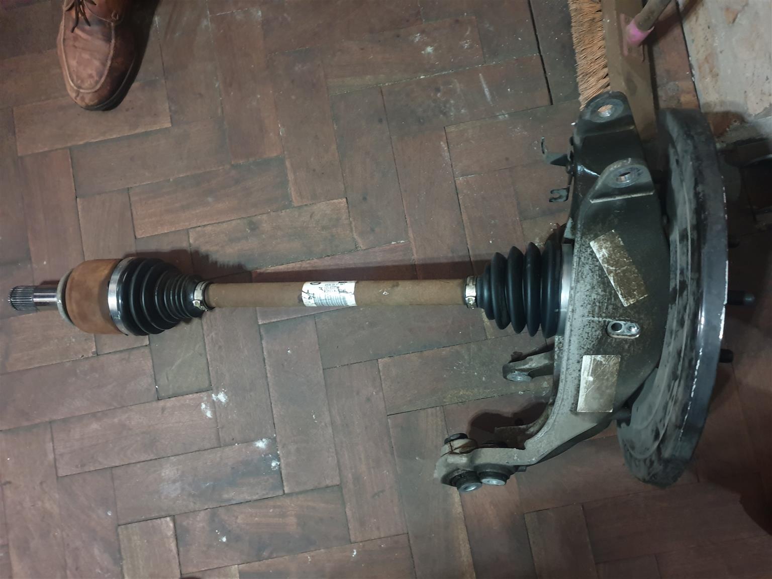 DISCOVERY 4 3.0 SDV6 SIDE SHAFT DISCOVERY 4 3.0 SDV6 SIDE SHAFT