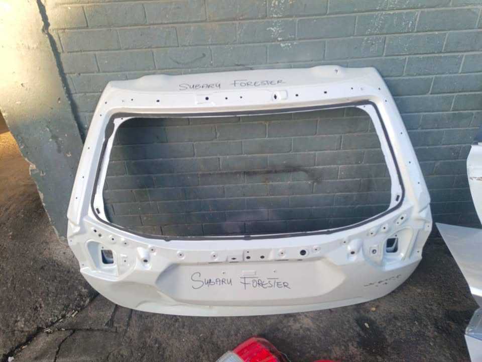 Subaru Forester tailgate - Private Seller