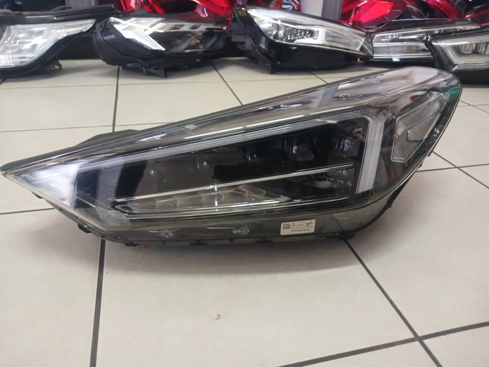 2019 - 2026 Hyundai Tucson HEADLIGHTS LED - Private Seller 2019 - 2026 Hyundai Tucson HEADLIGHTS LED - Private Seller