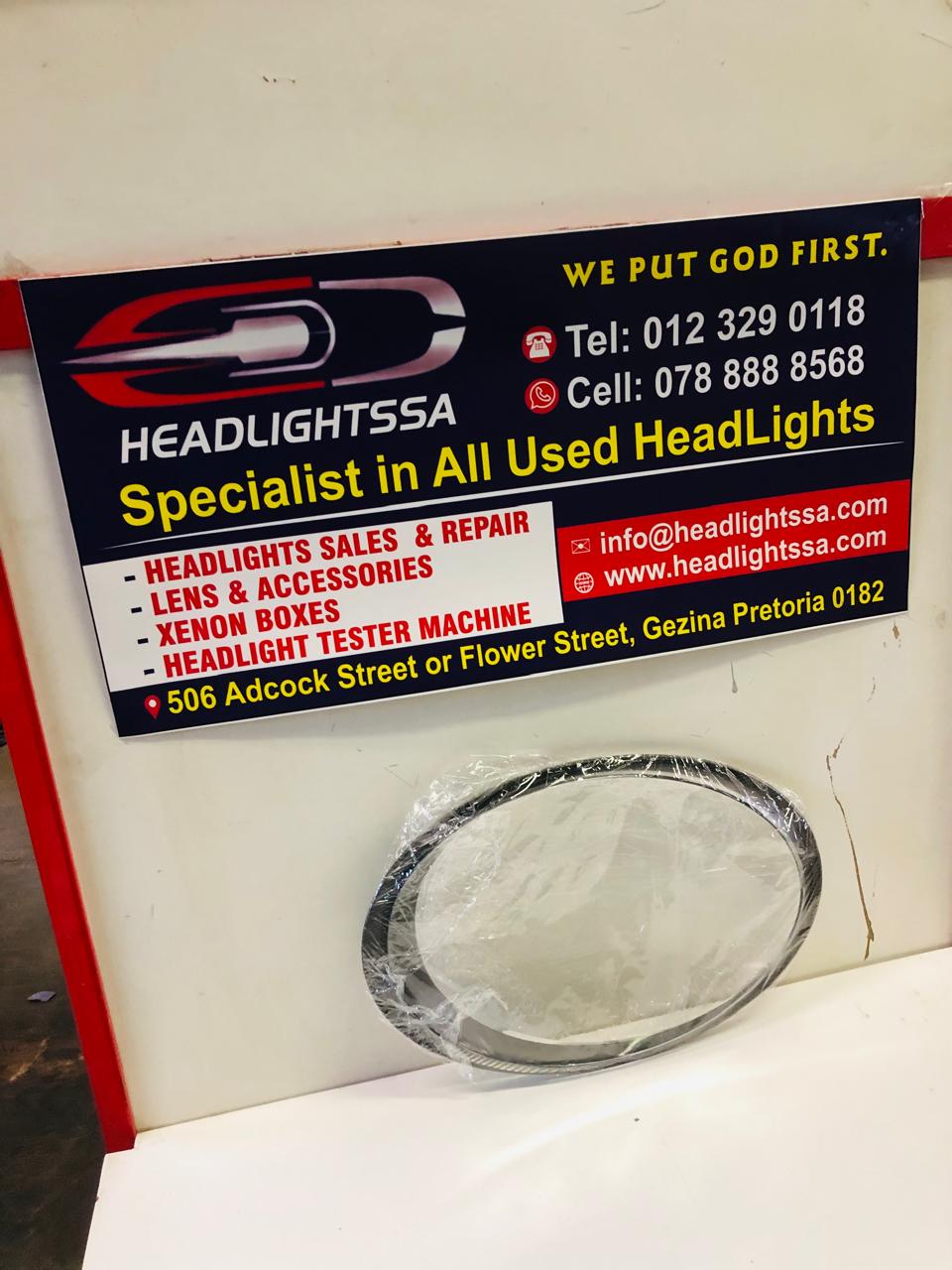 Porsche 977 right side headlight replacement lens (2007) - Private Seller Porsche 977 right side headlight replacement lens (2007) - Private Seller