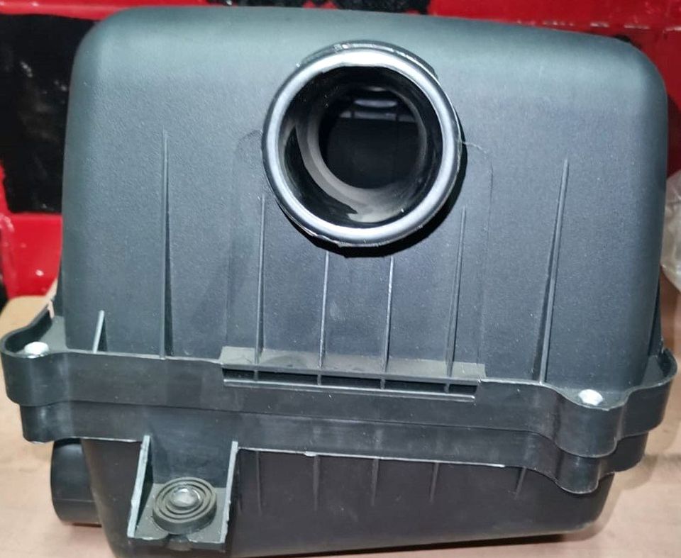 Chev Spark air cleaner box for sale