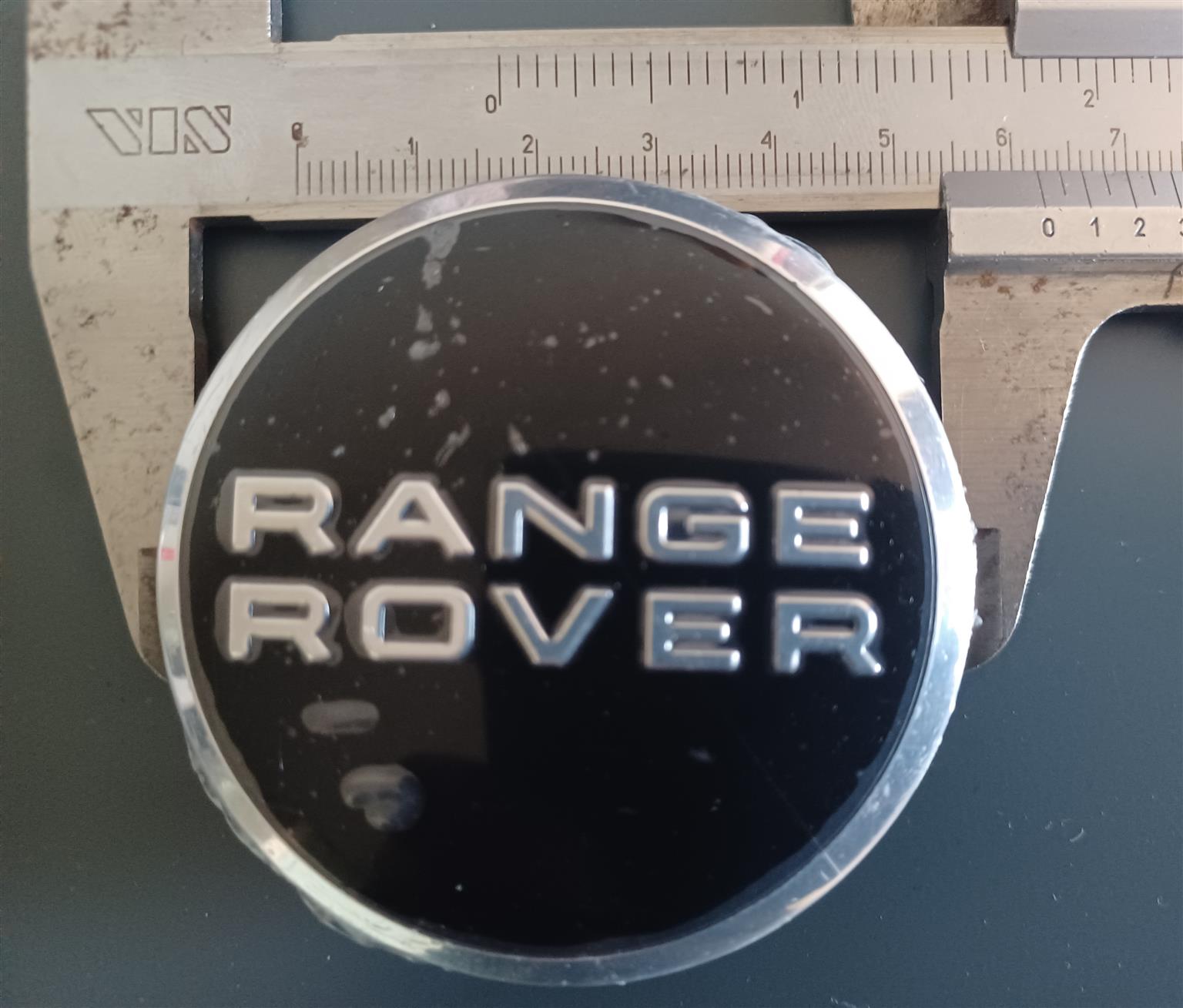 Land Rover / Range Rover 62mm wheel centre caps