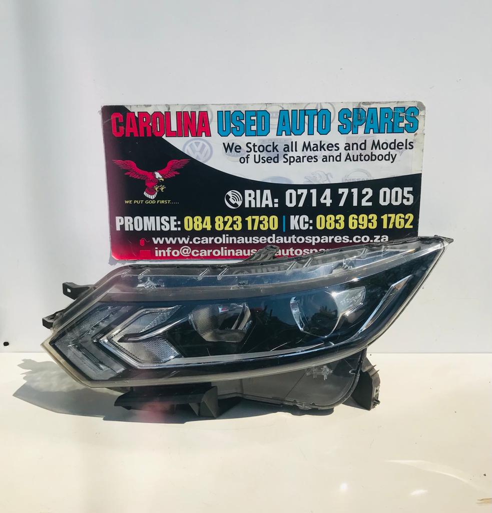 Nissan Qashqai left side LED Headlight - Private Seller Nissan Qashqai left side LED Headlight - Private Seller
