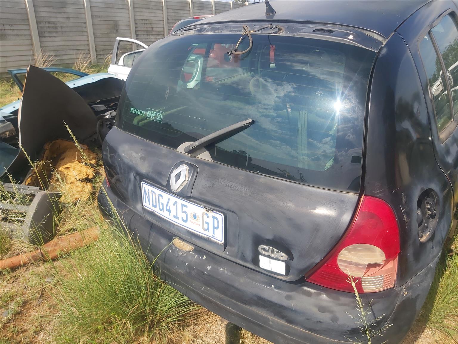 Renault Clio boot - Private Seller Renault Clio boot - Private Seller