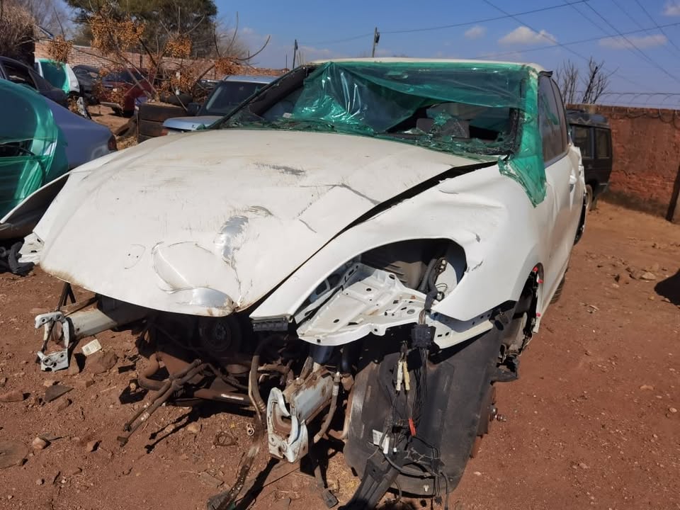 2011 PORSCHE CAYENNE 958 STRIPPING AS SPARES