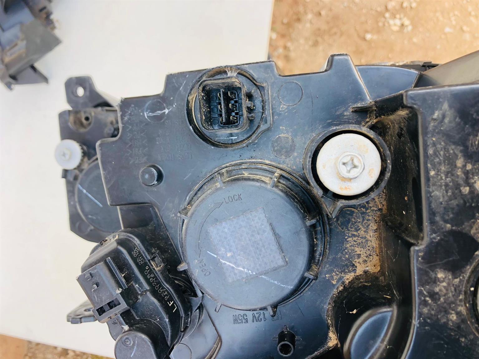 Haval H1 left and right side headlights (right side remaining) - Private Seller