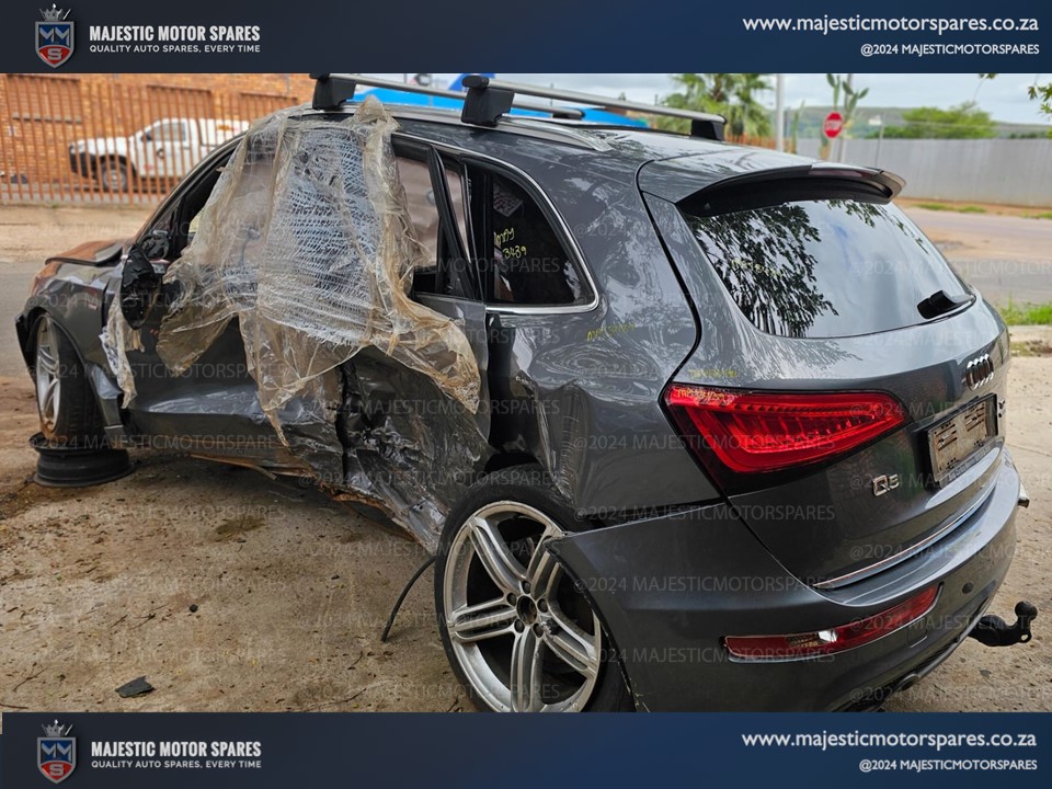 Stripping 2016 Audi Q5 2.0 TDI Quattro Facelift S Line - Private Seller Stripping 2016 Audi Q5 2.0 TDI Quattro Facelift S Line - Private Seller