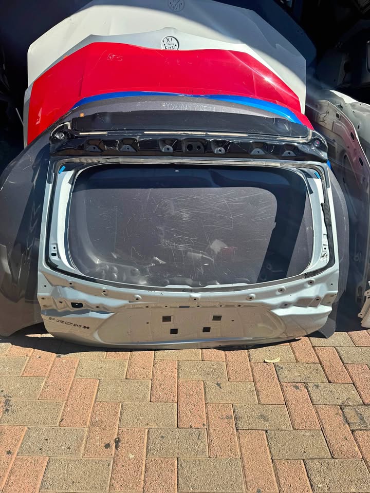 Suzuki Fronx Boot Lid Tailgate Door - Private Seller Suzuki Fronx Boot Lid Tailgate Door - Private Seller