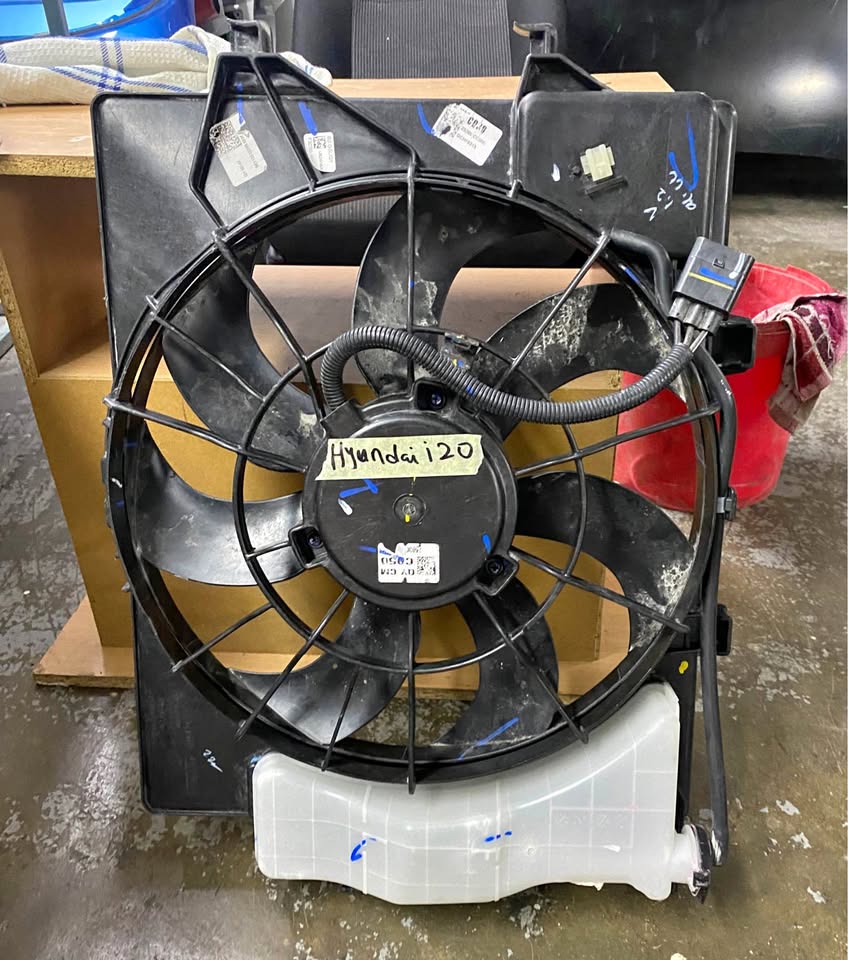 Hyundai i20 2024 radiator fan Call or dm - Private Seller Hyundai i20 2024 radiator fan Call or dm - Private Seller