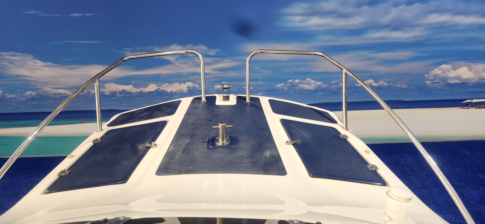 KINGCAT 170 ON TRAILER 2 X 90 HP SUZUKI 4 STROKES