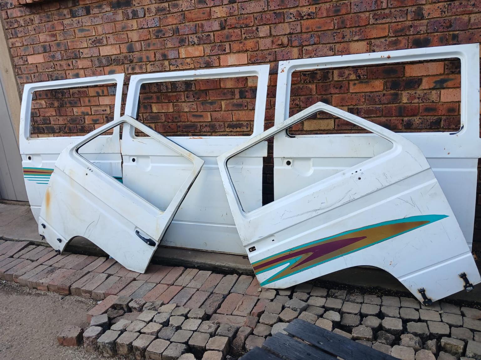 VW KOMBI 2 FRONT DOORS SLIDING DOORS FOR SALE - Private Seller