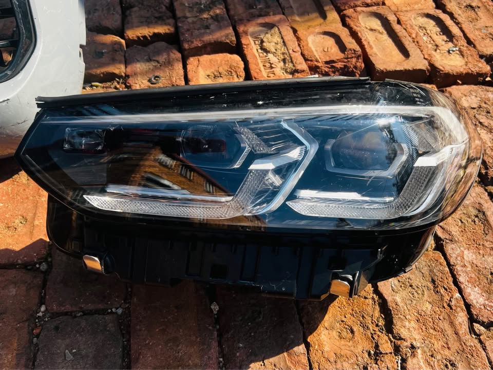 BMW X3 G01 Headlights - Private Seller BMW X3 G01 Headlights - Private Seller