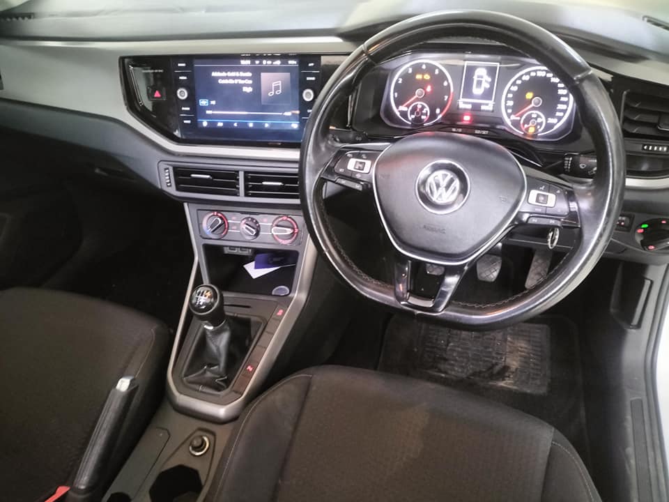VOLKSWAGEN POLO 8 TSI 1.0 R LINE 2018 95 000KM WHITE MANUAL PETROL SUNROOF