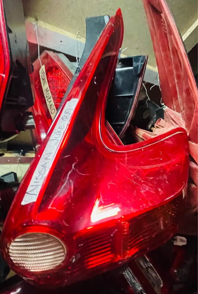 Nissan Juke headlight - Private Seller