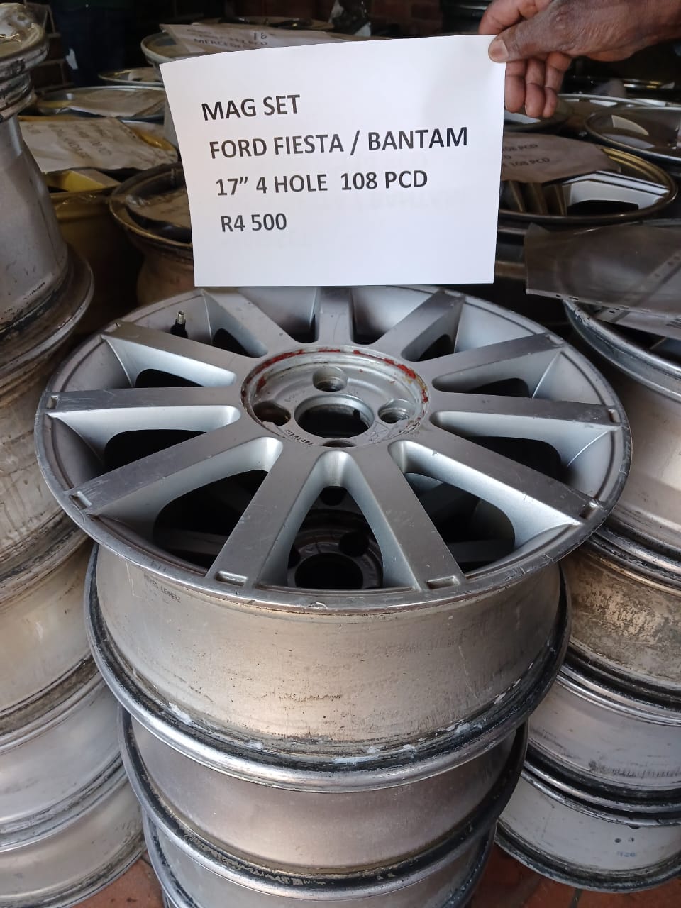 SET MAGS FIESTA BANTAM 17'' 4 HOLE 108PCD FOR SALE - Private Seller SET MAGS FIESTA BANTAM 17'' 4 HOLE 108PCD FOR SALE - Private Seller