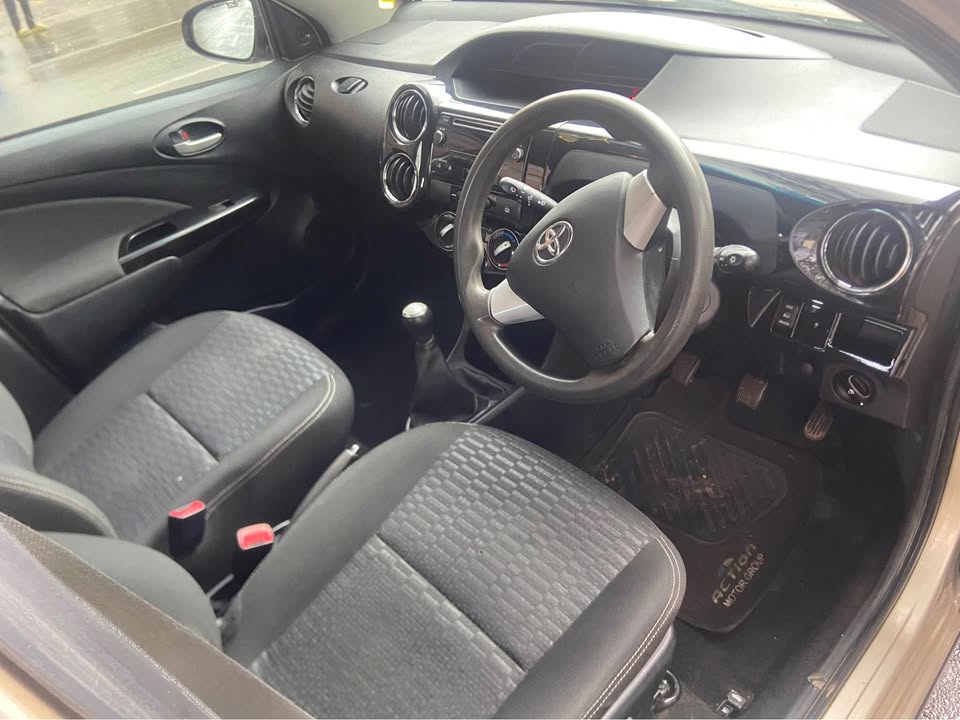 2020 Toyota Etios Cross 1.5 35.000km