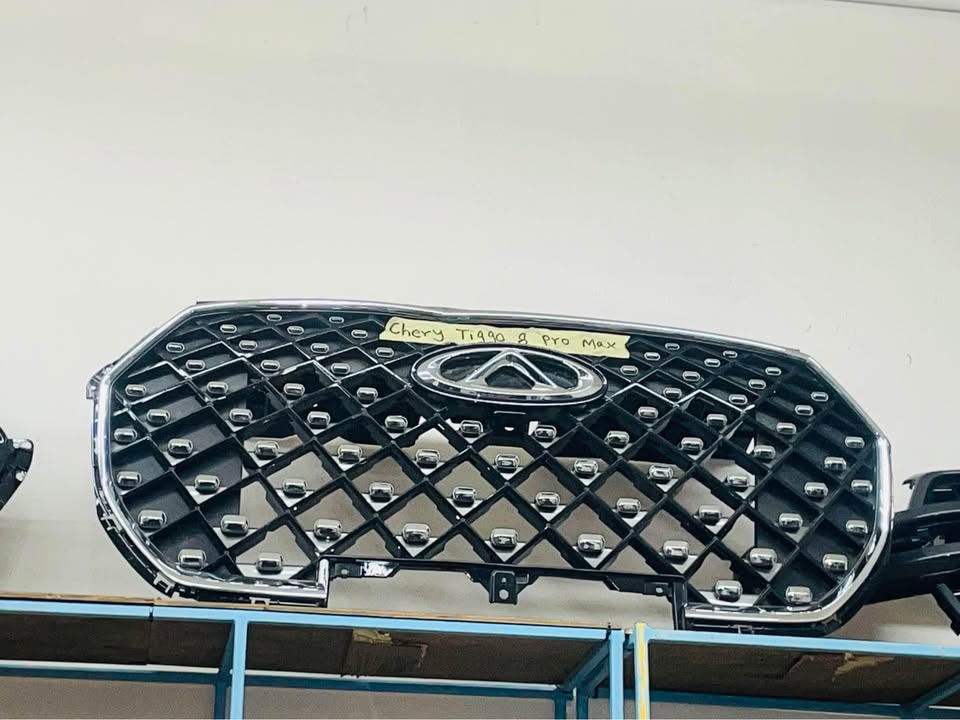 Chery Tiggo 8 pro max grille - Private Seller Chery Tiggo 8 pro max grille - Private Seller