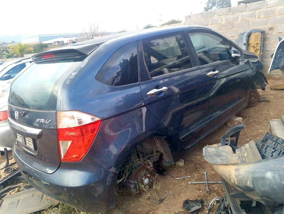 Honda FRV for spares parts - Private Seller Honda FRV for spares parts - Private Seller